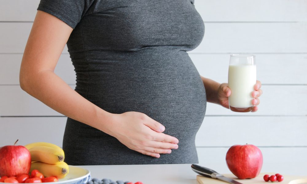 five-healthy-snacks-to-eat-during-pregnancy