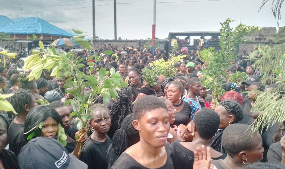 Police teargas women protesters in bayelsa