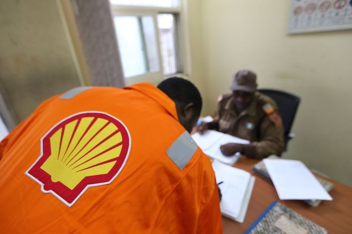 Shell to sell Nigeria Onshore Oil Business