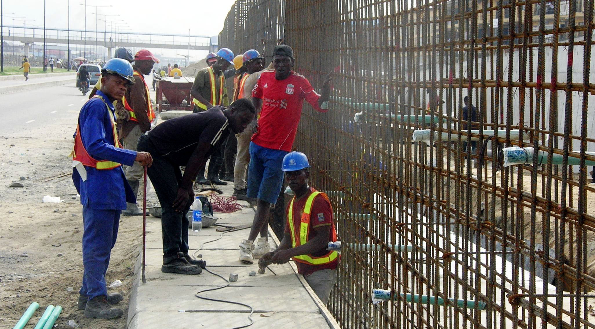 RESUMPTION-OF-WORKERS-AFTER-EASTER-HOLIDAY-IN-LAGOS1