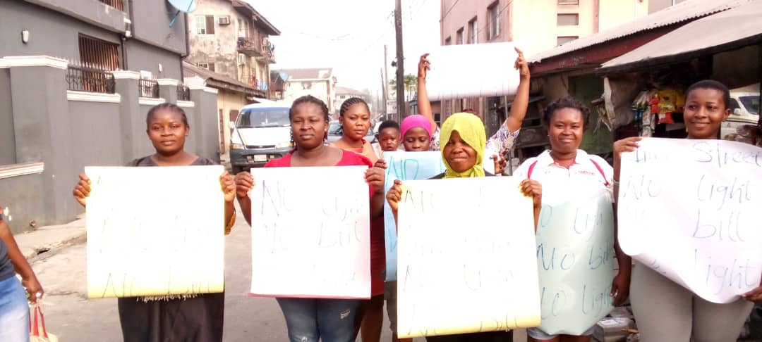 women protest power outage in Port-Harcourt