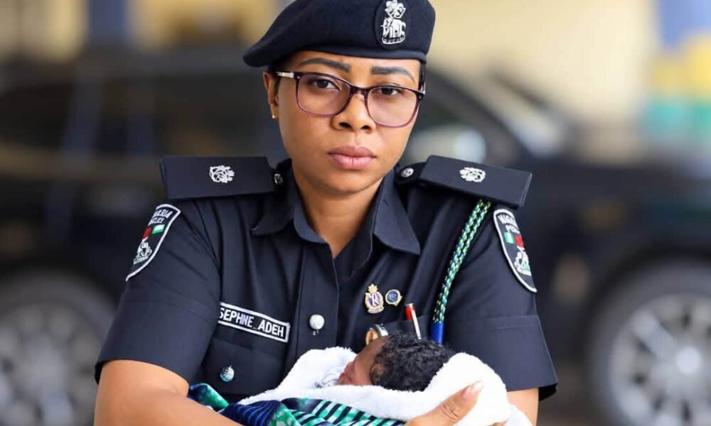 t: Newborn baby rescued after being abandoned in Abuja